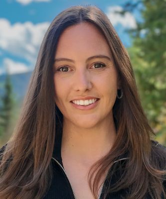 Portrait of Holly Jones Tufts, REALTOR®